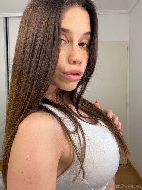 Nola Xo xxx nacktheit archiv