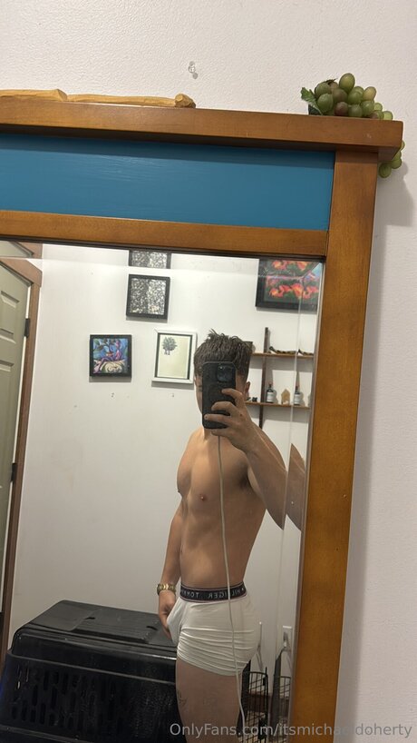 Itsmichaeldoherty sexy hübsche bild