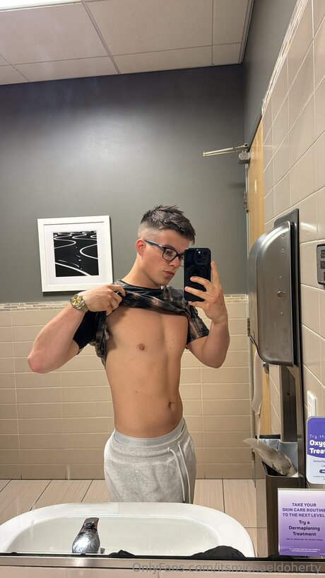 Itsmichaeldoherty heiße pornografische foto