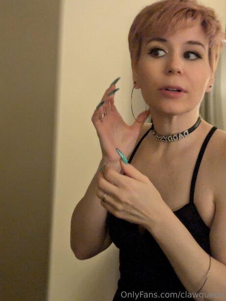 Clawqueen hd porno galerien