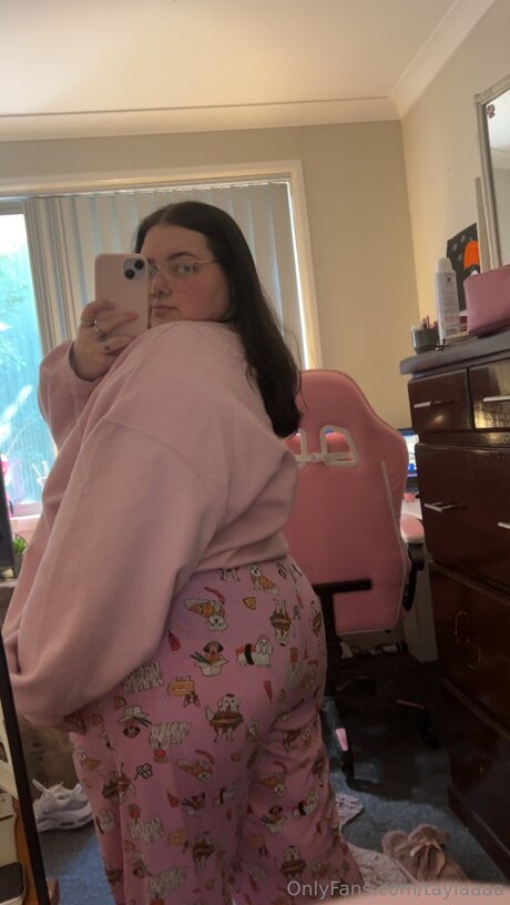 Taylaaaa kunst pornostar bilder