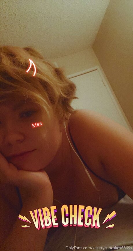 Xsluttycupcakex6669x nacktheit beste bild