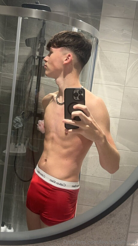 Lewisboothyvip schöne pornostar foto