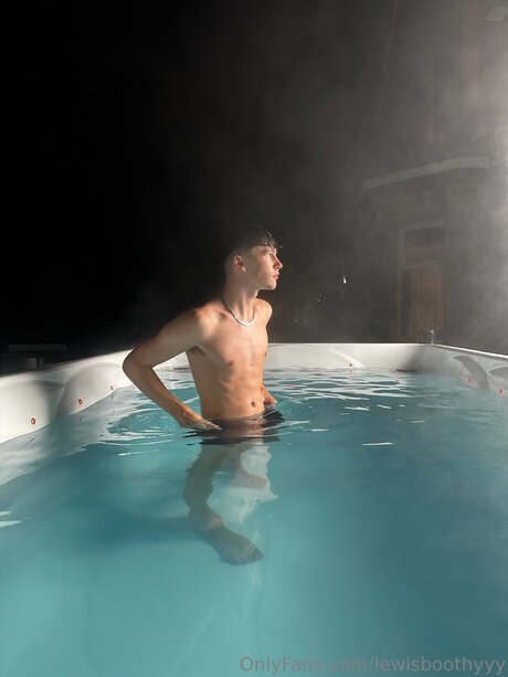 Lewisboothyvip kostenlose pornografische fotos