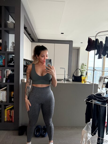 Niykeecruzfree erotische galerie