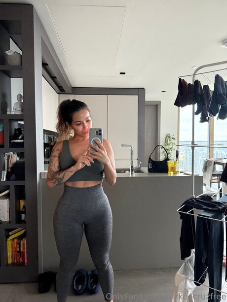 Niykeecruzfree hd nacktheit galerie