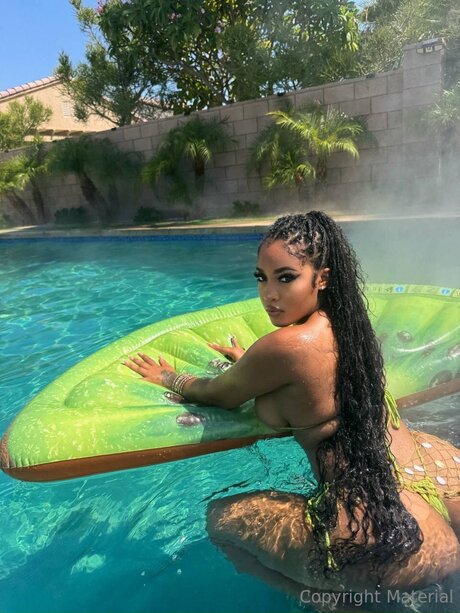 Misskaelynmarievip exklusive pornographische bild