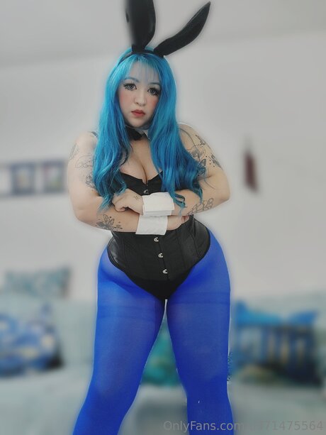 U371475564 schauspielerin sexy foto