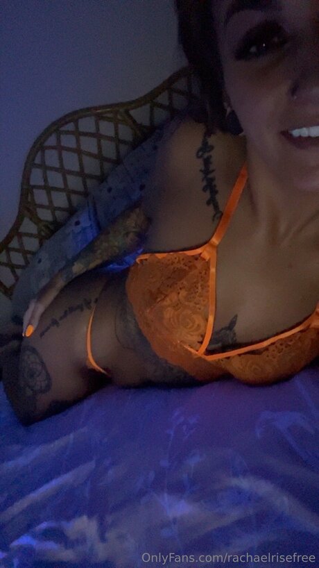 Rachaelrisefree nackten pornostar galerie