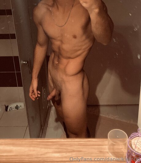 Maximstepanov model porno galerie