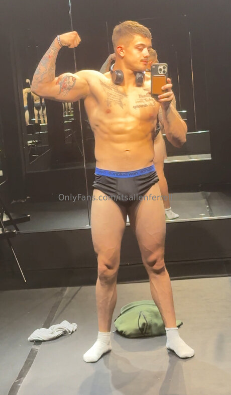 Itsallenferrell kunst pornografische archiv