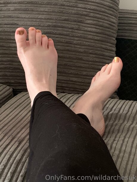 Wildarchesuk schauspielerin hübsche fotos