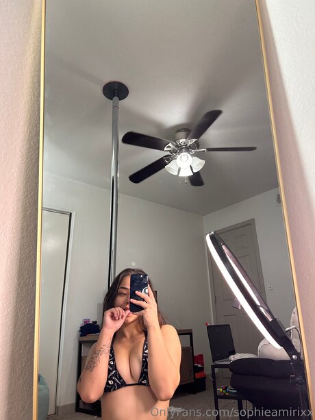 Sophieamirixx pornostar kostenlose bild