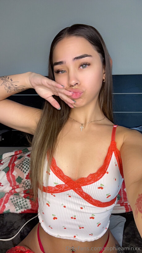 Sophieamirixx sexy kunst fotos