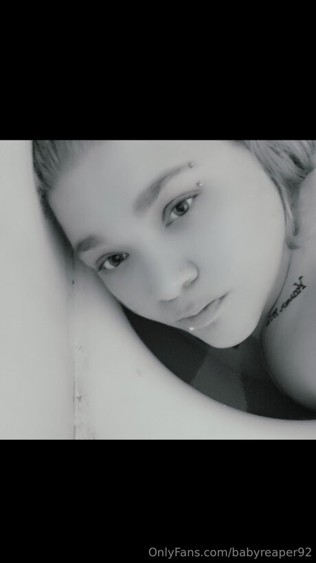 Babyreaper92 schauspielerin nette bild