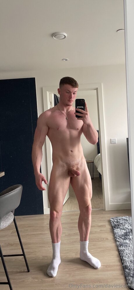 Fit Davie nackt schöne galerien