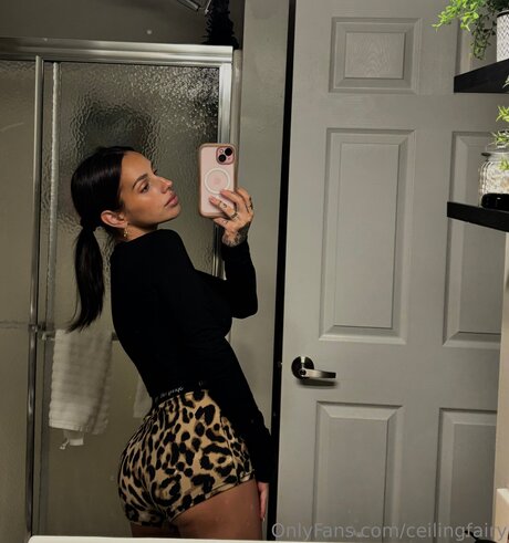 Ceilingfairy schauspielerin erwachsene bilder