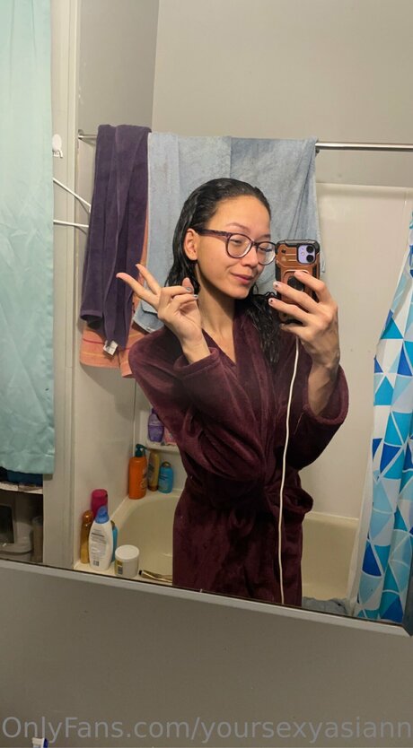 Yoursexyasiannextdoor freie nackt foto