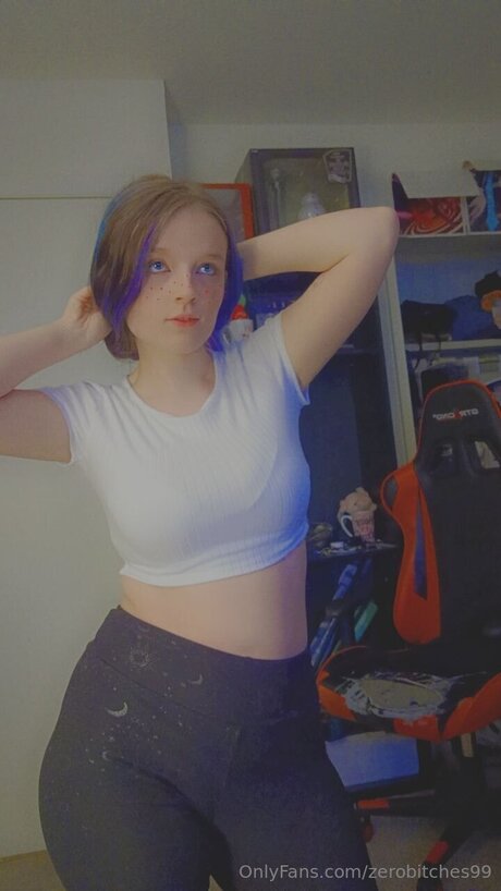 Zerobitches99 nacktheit xxx foto