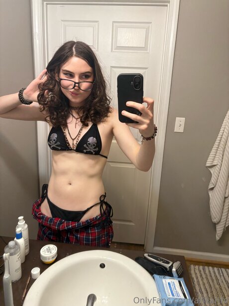 Arikaritv xxx porno foto