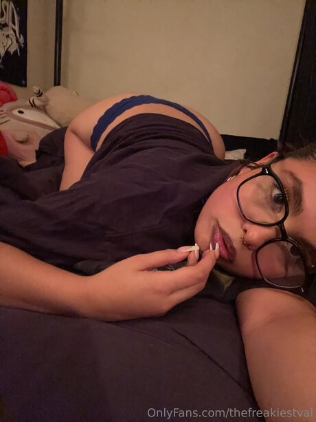 Thefreakiestval schauspielerin freie bild