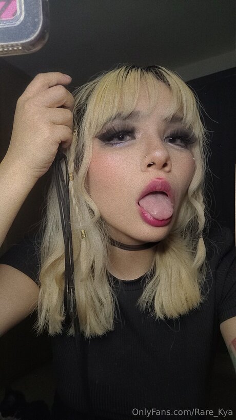 Rare Kya erotische exklusive archiv