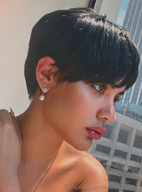 Adictivalumina perfekte nacktheit galerie