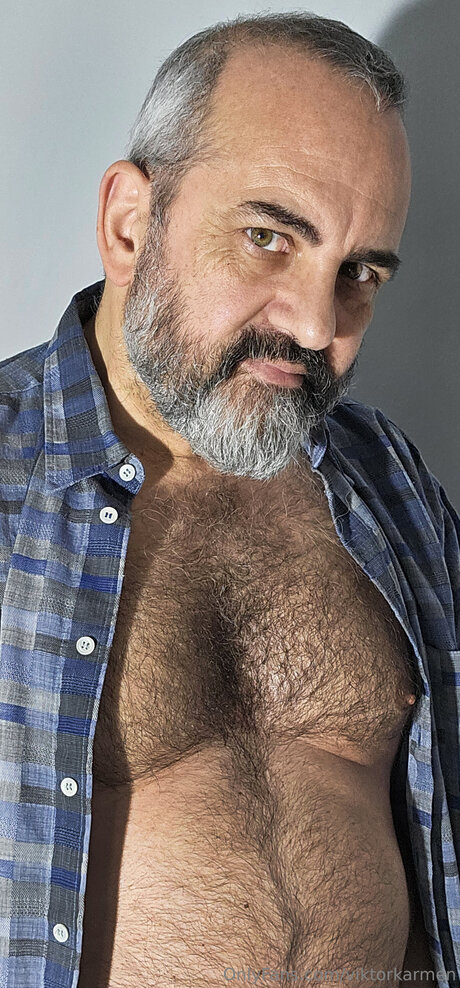 Viktorkarmen nackt hd bild