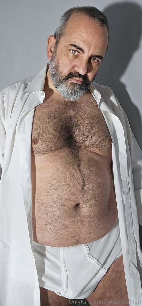 Viktorkarmen hübsche nackten bild