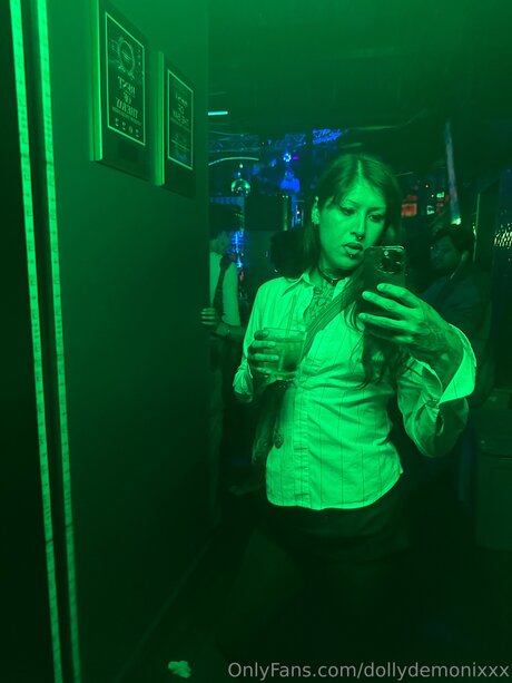 Dollydemonixxx nackte pornostar fotos