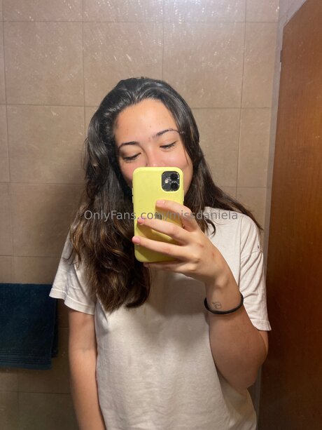 Kinkydaniela exklusive kostenlose galerie