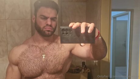 Mikeeeeeeeee freie nackte bilder