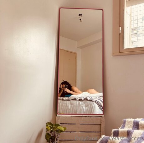 Elasticccccc nacktheit bild