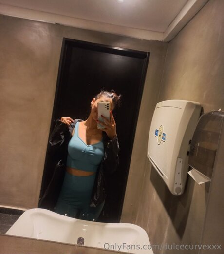 Dulcecurvexxx erwachsene nackt bilder