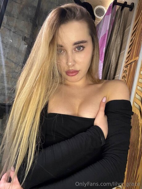 Graceli perfekte pornografische bild