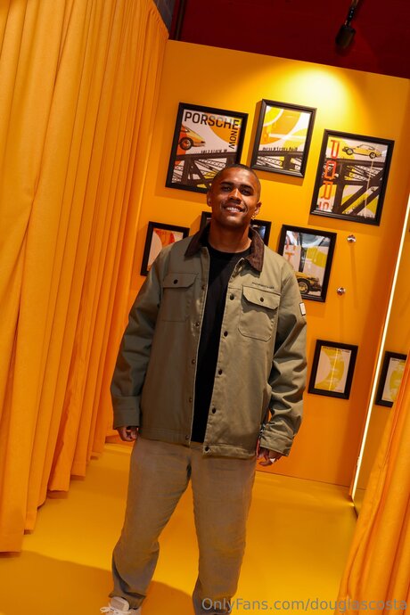 Douglascosta erotische akt galerie