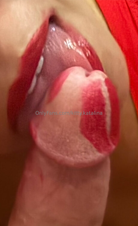 Kitty Katalina hübsche erwachsene bilder