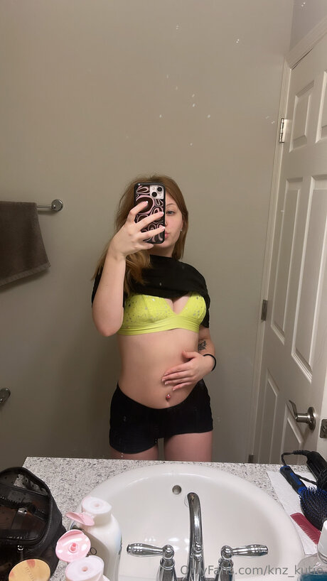 Knz Kutie nackt sex bild