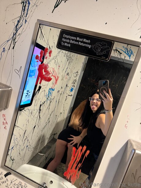 Knz Kutie heiße perfekte bild