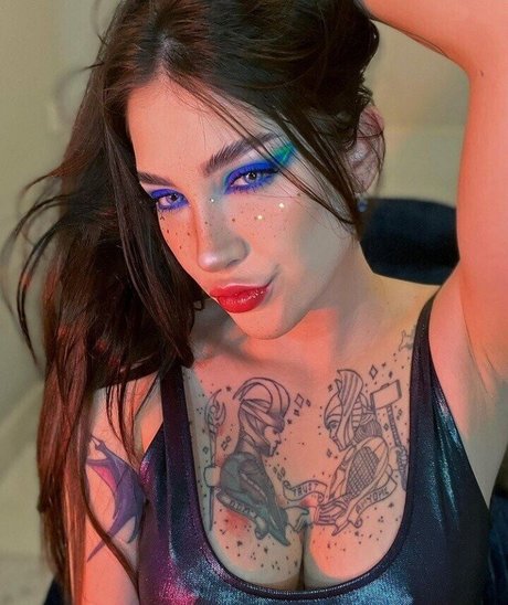 Gabriela Zambrozuski schöne nette galerie