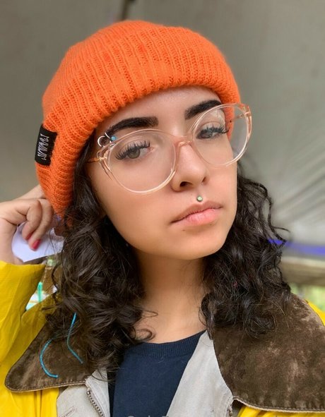 Electrahearth pornostar bilder