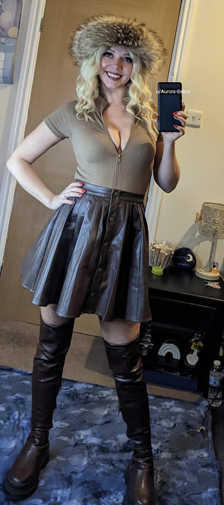 Aurora Indica top nackten foto