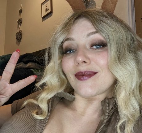 Aurora Indica nacktheit hd archiv