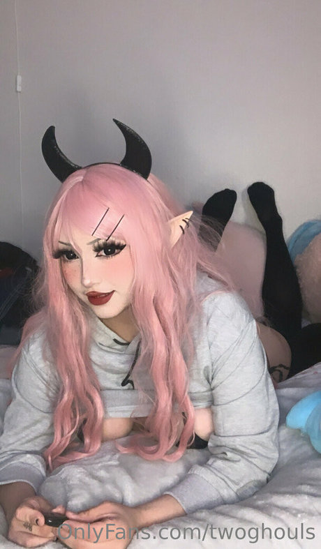 twoghouls porno nackt bilder