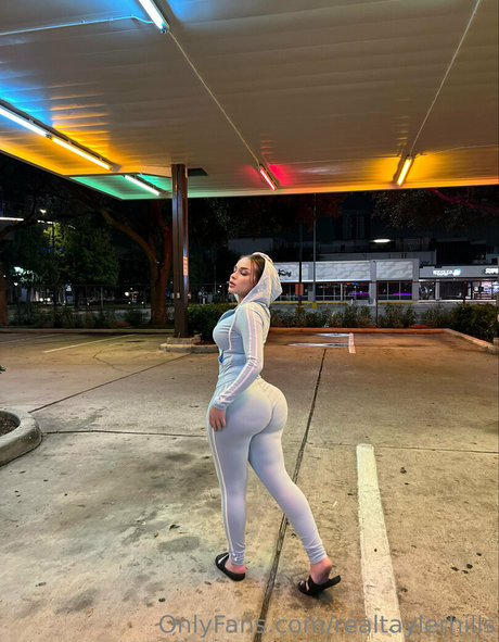 realtaylerhills akt pornostar galerien