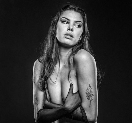 Milisont heiße porno foto