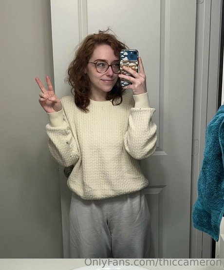 thiccameron nackte pornostar fotos