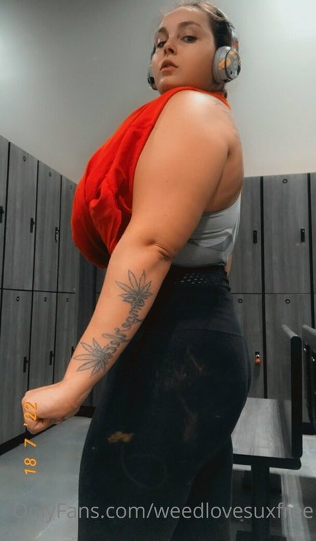 weedlovesuxfree heiße perfekte bilder