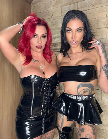 sataniafree kunst xxx fotos