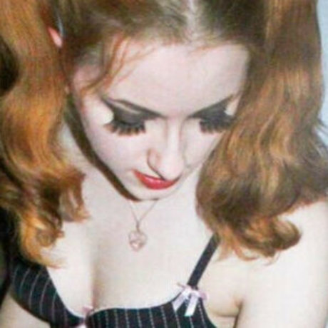 Em Cavell porno exklusive galerie